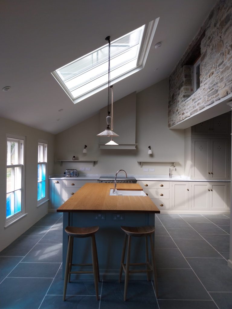 Kitchens by RM Builders and Contractors Ltd