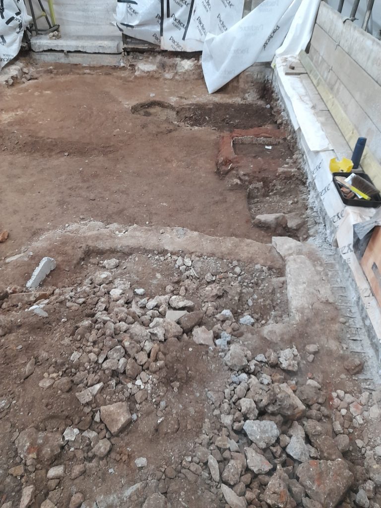 Modern Systems integration by RM Builders and Contractors Ltd